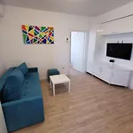 Mamaia Central Apartments
