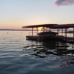 Mamaia Central Apartments
