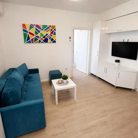 Mamaia Central Apartments *