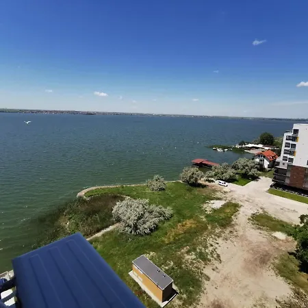 Mamaia Central Apartments アパート