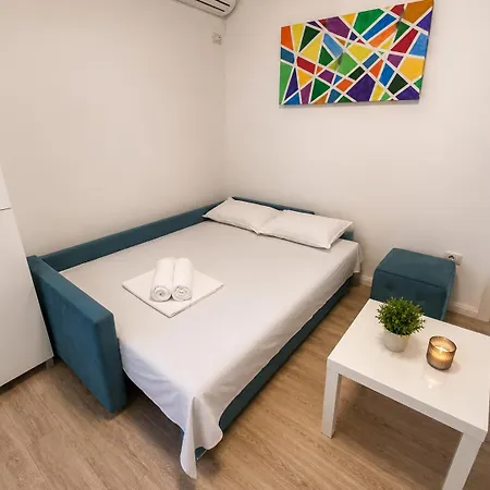 Mamaia Central Apartments